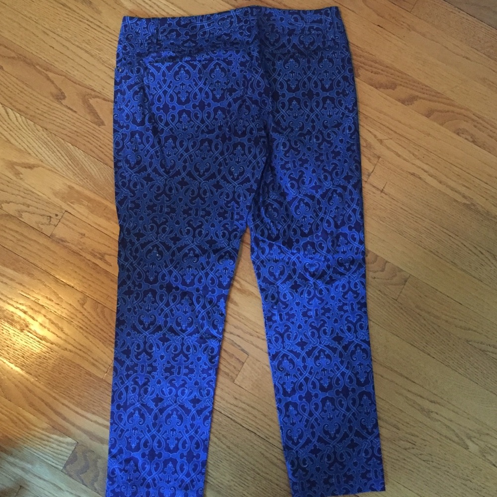 Cache Blue Print Capri's - image 2